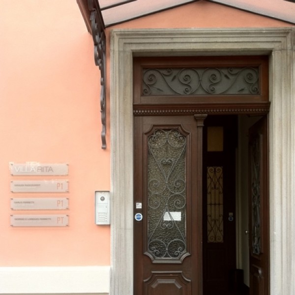 insegna3